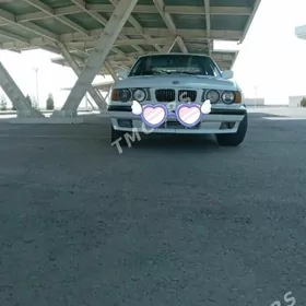 BMW 525 1992