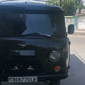 UAZ 452 1998