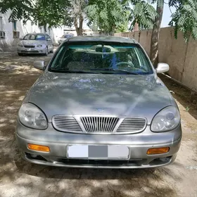 Daewoo Leganza 1997