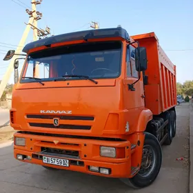 Kamaz 6520 2013