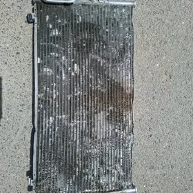 Nissan Maksyma  Radiator kansaner