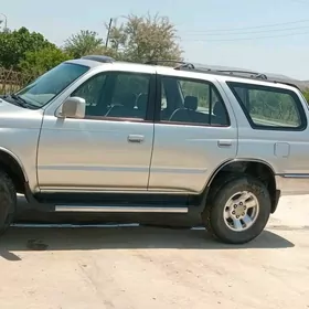 Toyota 4Runner 2000