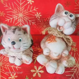 Статуэтки