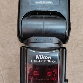 Nikon SB900