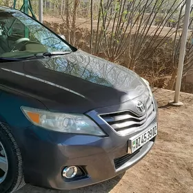Toyota Camry 2010