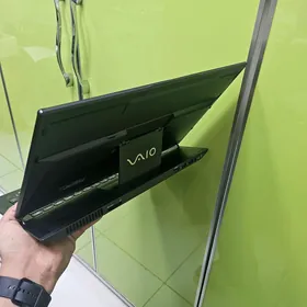 Sony komyuter ultra book i7