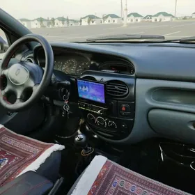 Renault Megane 2 1999