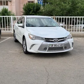 Toyota Camry 2016