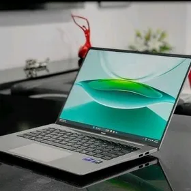 HONOR MagicBook Core 5