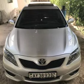 Toyota Camry 2011