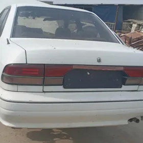 Mitsubishi Sigma 1989