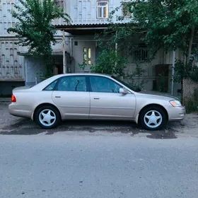 Toyota Avalon 2000