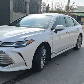 Toyota Avalon 2019