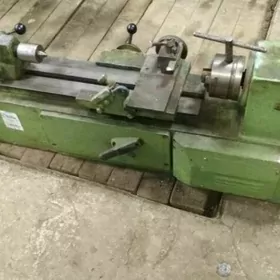 Mini tokar stanok