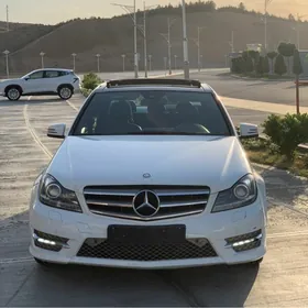 Mercedes-Benz C350 2014