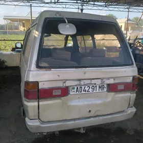 Toyota Hiace 1992