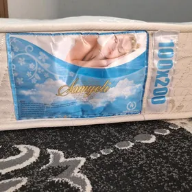 Matras Düşek