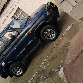 UAZ Profi 2002