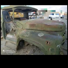 Kabina Zil 130.