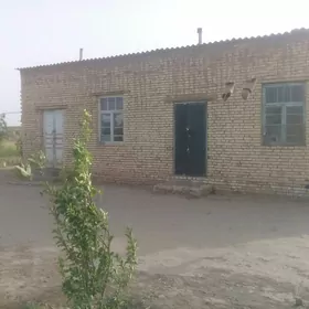 Satlyk jaý.