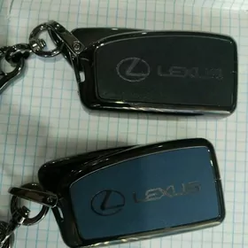 Lexus pult çehol