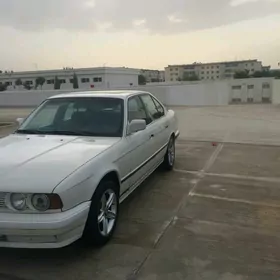 BMW 525 1990