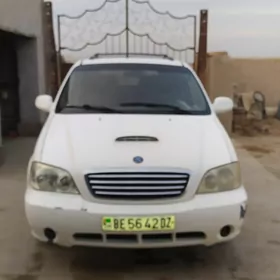 Kia Carnival 2001