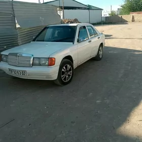 Mercedes-Benz 190E 1990