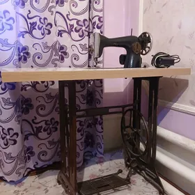 Tikin maşyn gadymy gara kele