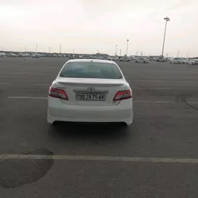 Toyota Camry 2010