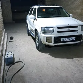 Nissan Pathfinder 1998