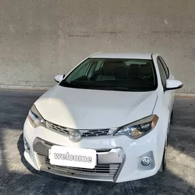 Toyota Corolla 2015