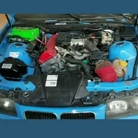 BMW 325 1998