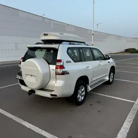 Toyota Land Cruiser Prado 2014