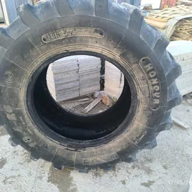 JCB teker 18-4, 26