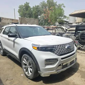 Ford Explorer 2021