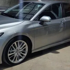 Toyota Camry 2022