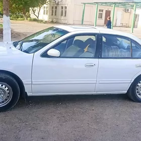 Nissan Cefiro 1995