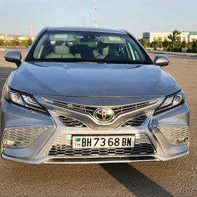 Toyota Camry 2020