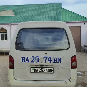 Hyundai H100 2002
