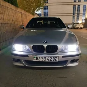 BMW E39 1999