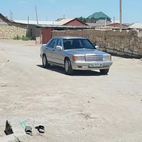 Mercedes-Benz 190E 1992