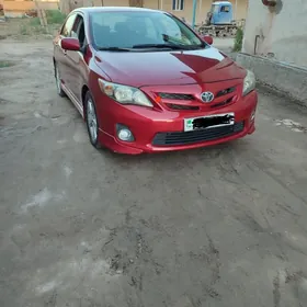 Toyota Corolla 2013