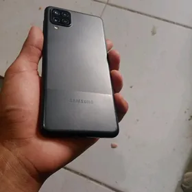Samsungg A12