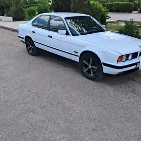 BMW 535 1990