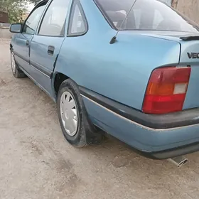 Opel Vectra 1989