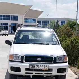 Nissan Pathfinder 1997