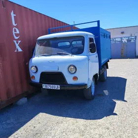 UAZ Profi 1989