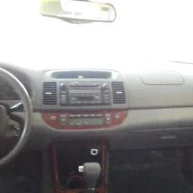 Toyota Camry 2003