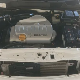 Opel Astra 2001